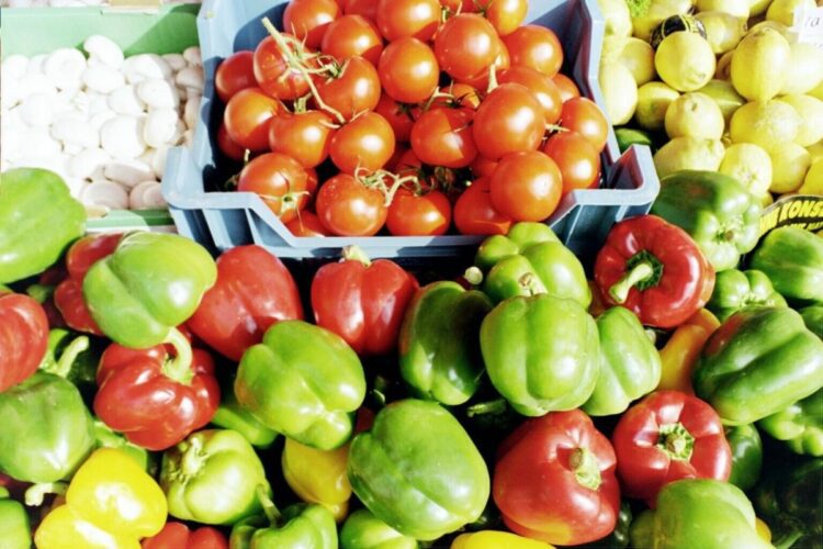 Internationaler Konsensbericht fordert Neuausrichtung der globalen Gesundheitsstrategie